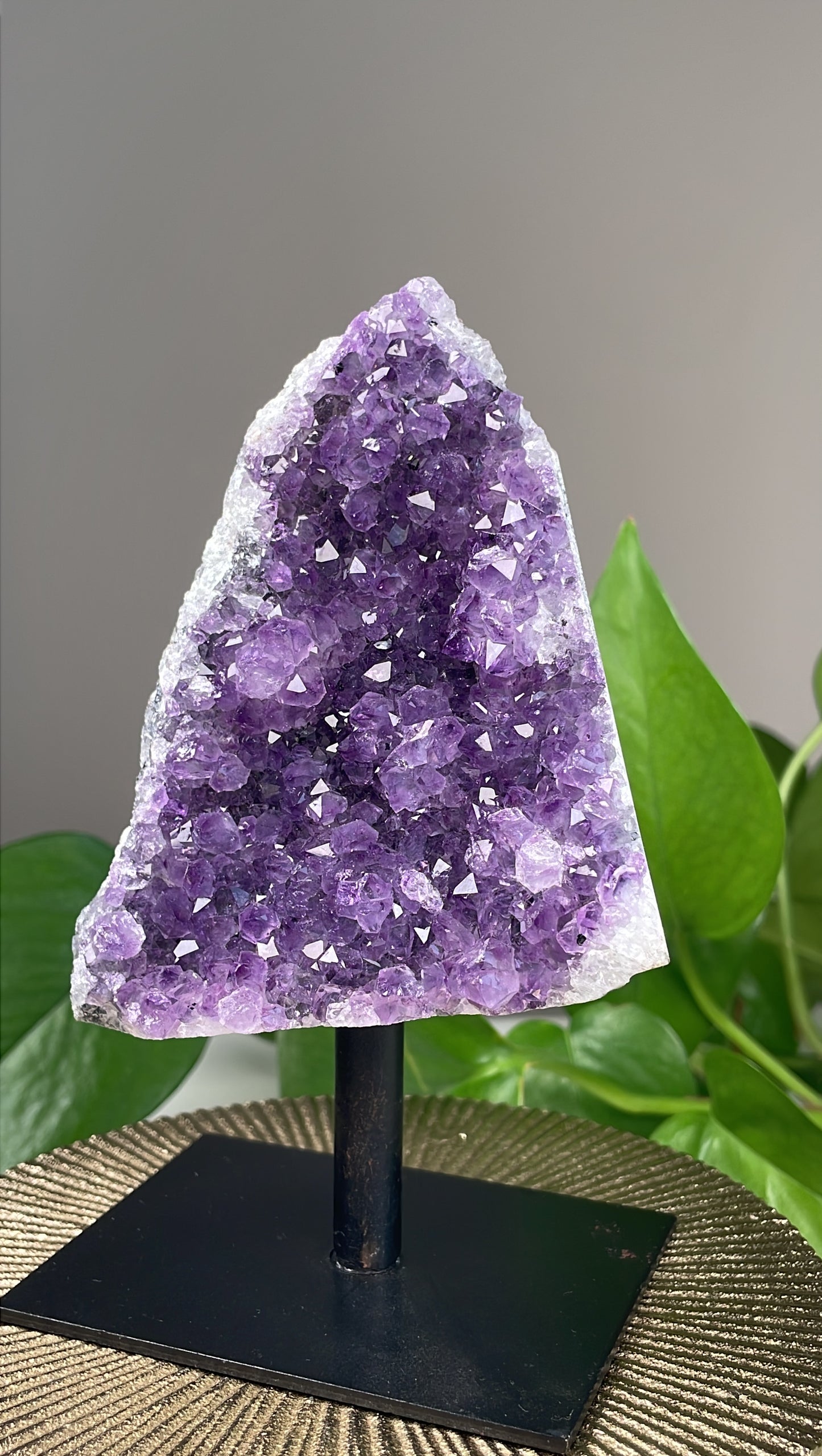 Amethyst auf Ständer 2