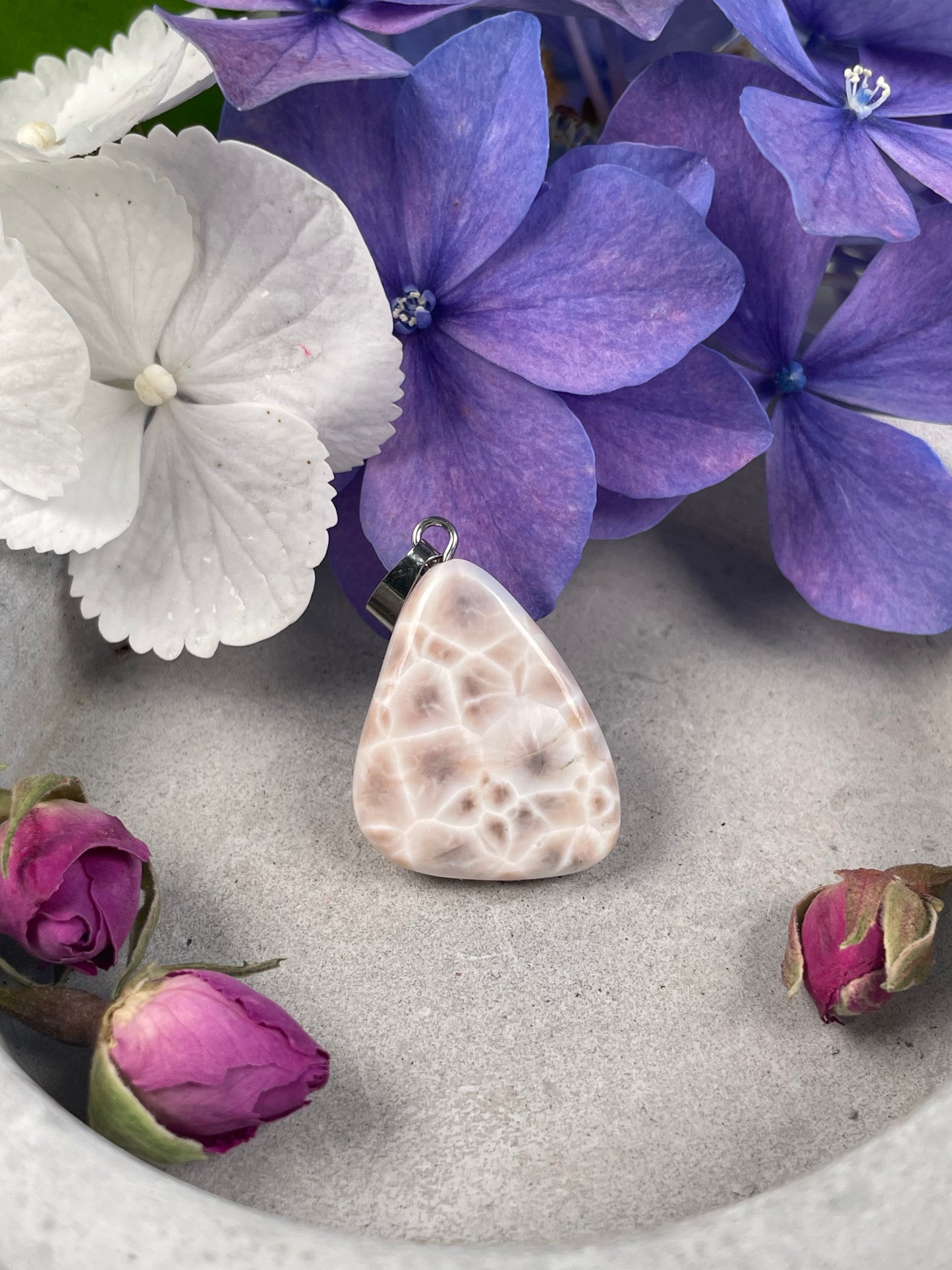 Pink Larimar (Natrolith) Anhänger Silber