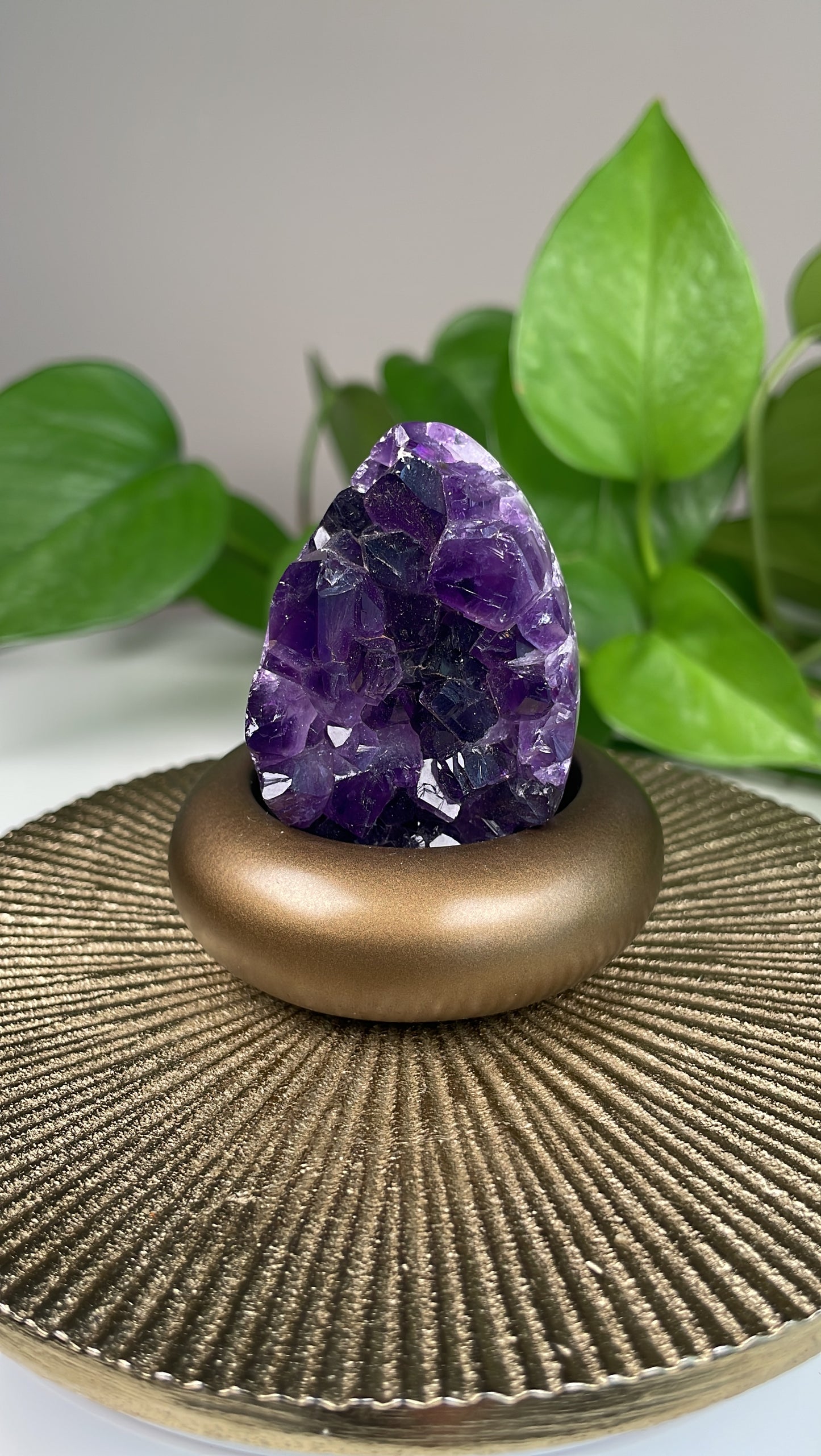 Amethyst Ei