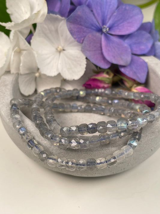 Labradorit Würfel Armband