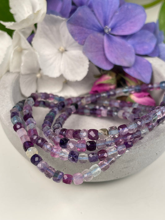Fluorit Würfel Armband